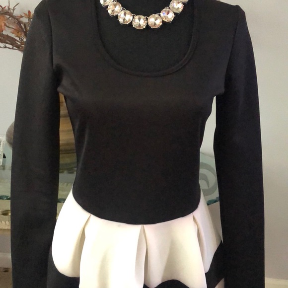 Black and White Dress - Picture 6 of 12